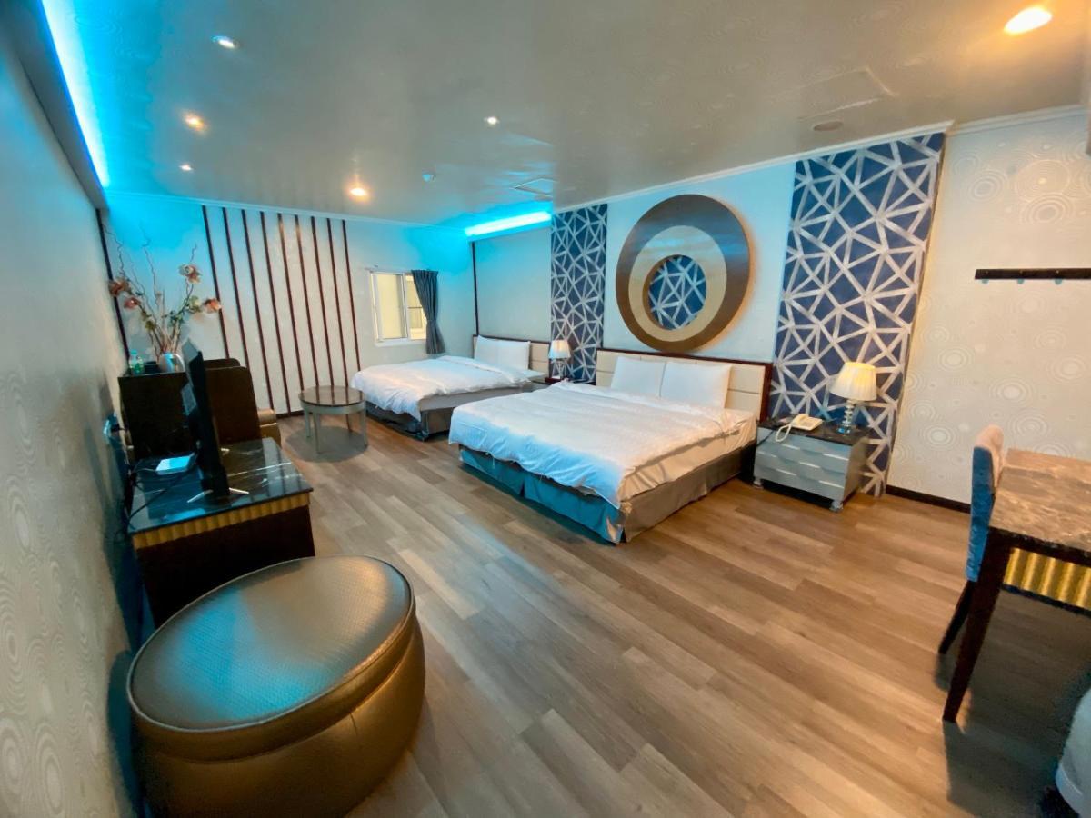 Huang Xing Motel Pingtung Luaran gambar