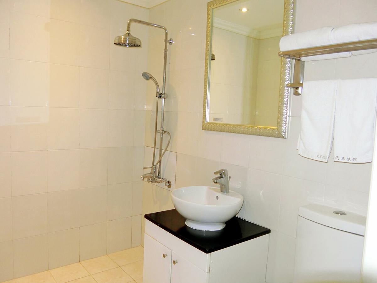 Huang Xing Motel Pingtung Luaran gambar